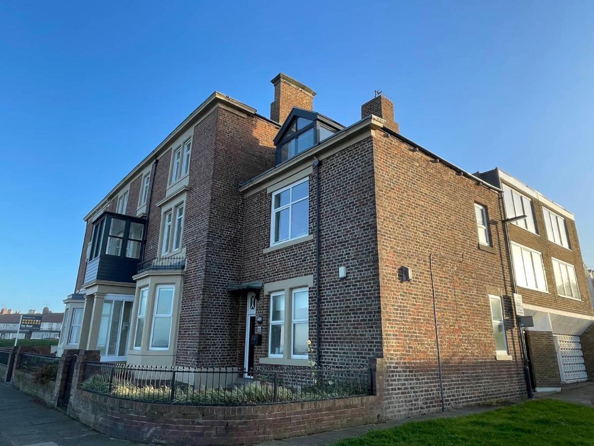 The Beach Front Apartment, Amazing Frontline Sea Views Tynemouth Exterior photo